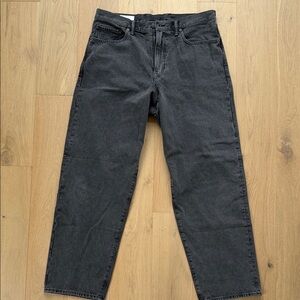 GAP Men's Charcoal Relaxed Jeans